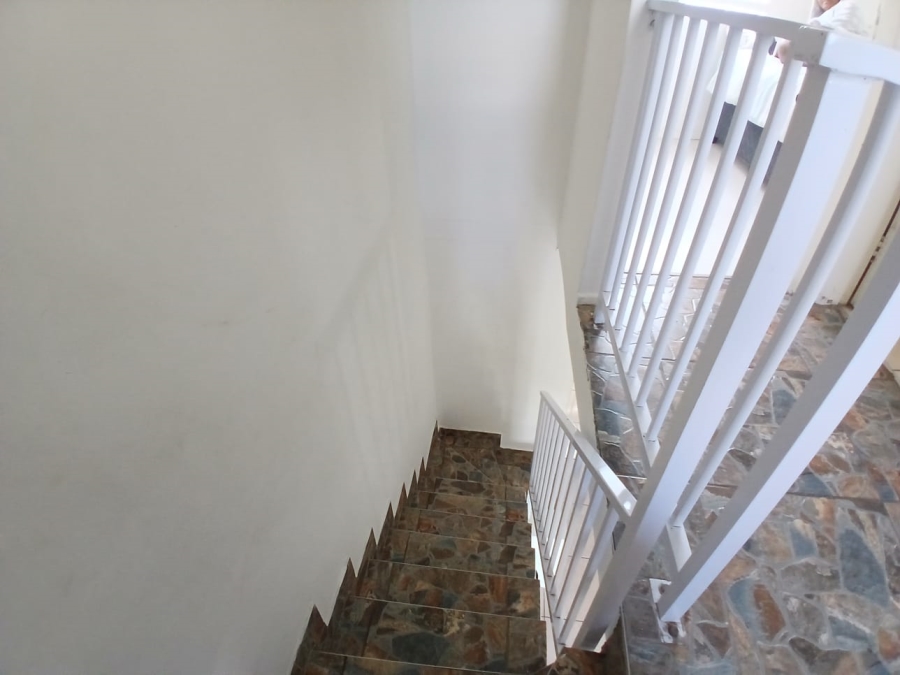 2 Bedroom Property for Sale in Bardale Village Western Cape